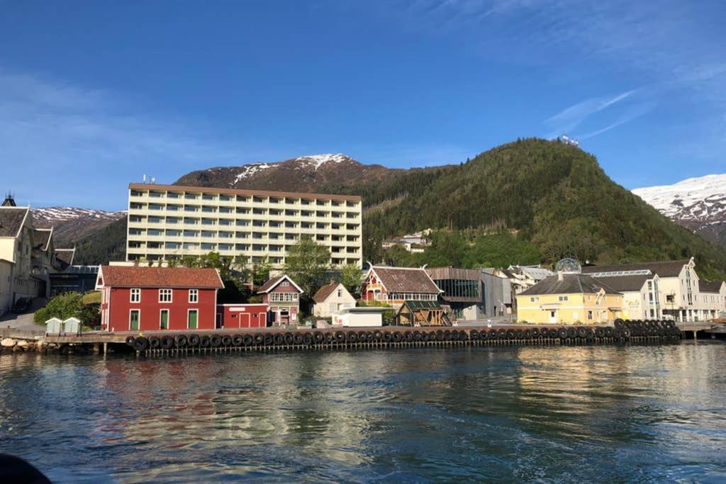Balestrand Fjordapartments Holmen 19A Exteriér fotografie