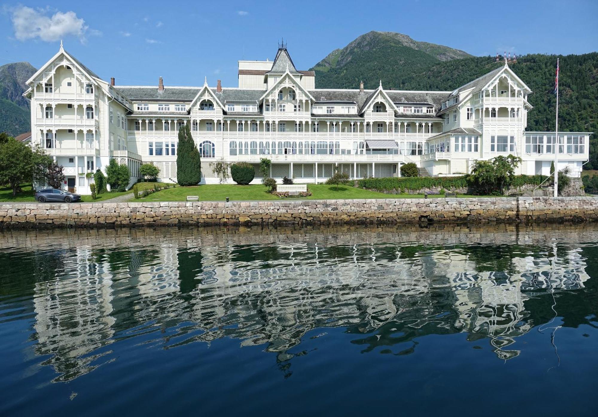 Balestrand Fjordapartments Holmen 19A Exteriér fotografie